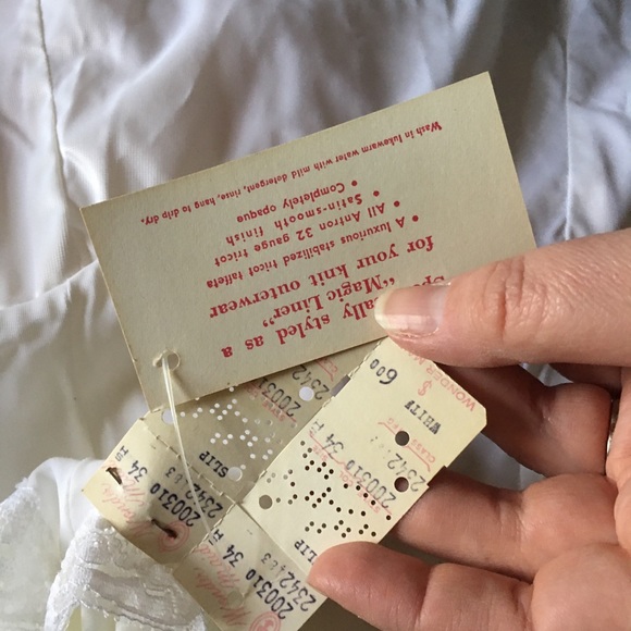 VINTAGE union made wonder maid slip new with tags - Picture 6 of 6